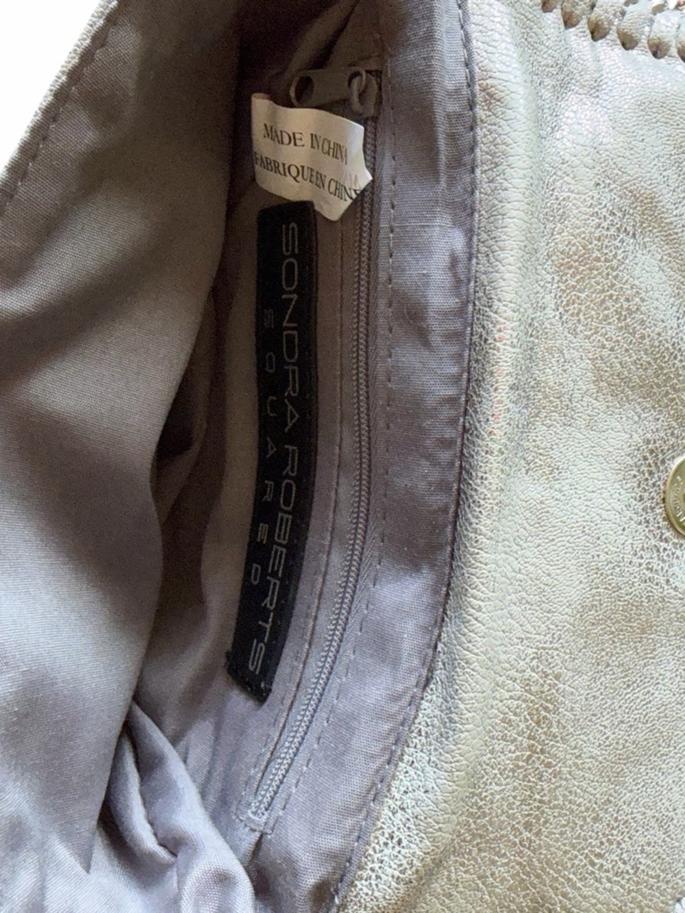 Sondra Roberts Silver Metallic Chain Crossbody Bag Y2K Boho Festival Purse - Picture 10 of 10